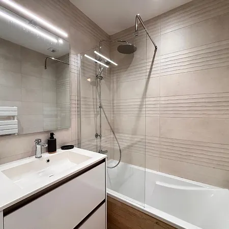 Apartment 2 Personnes Avec Wi-fi, Avec Piscine Les Sables-dʼOlonne