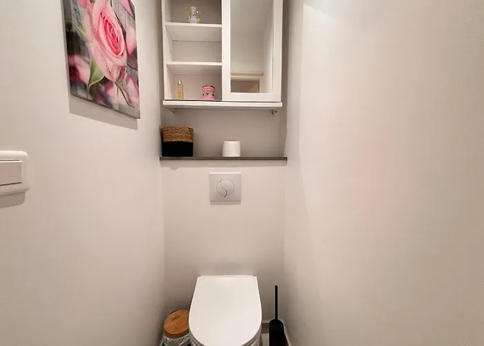 2 Personnes Avec Wi-fi, Résidence Avec Piscine - Fr-1-197-640 * Les Sables-dʼOlonne